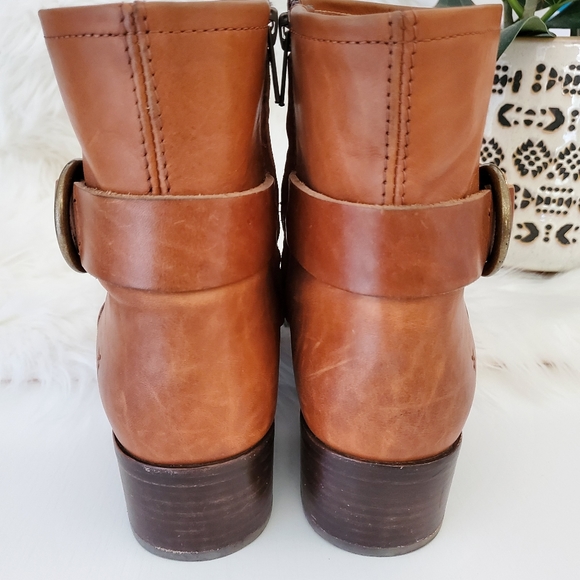 Frye Kristen Harness Short Boot 8.5 - Picture 6 of 9